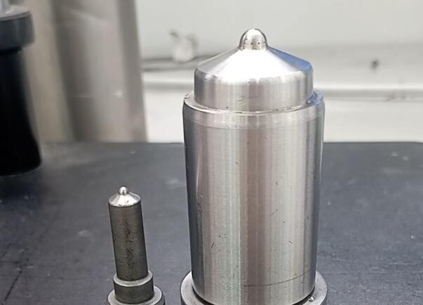 船用噴油嘴微孔拋光，斯曼克微孔拋光機可收緊流量散差！