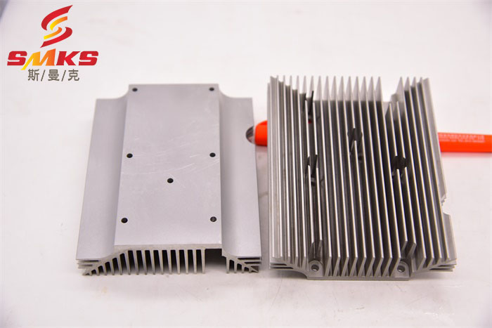  磨粒流<a href='http://www.nortonmall.com' target='_blank'><u>微孔拋光機</u></a>