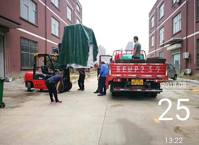 自動<a href='http://www.nortonmall.com' target='_blank'><u>去毛刺機</u></a>