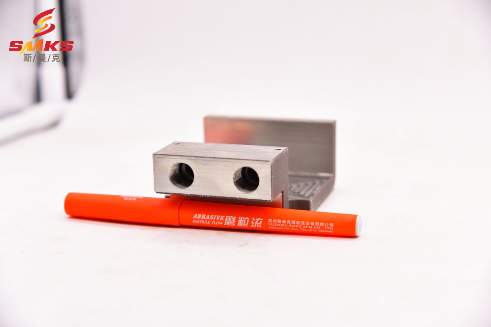 螺紋<a href='http://www.nortonmall.com' target='_blank'><u>內孔拋光</u></a>